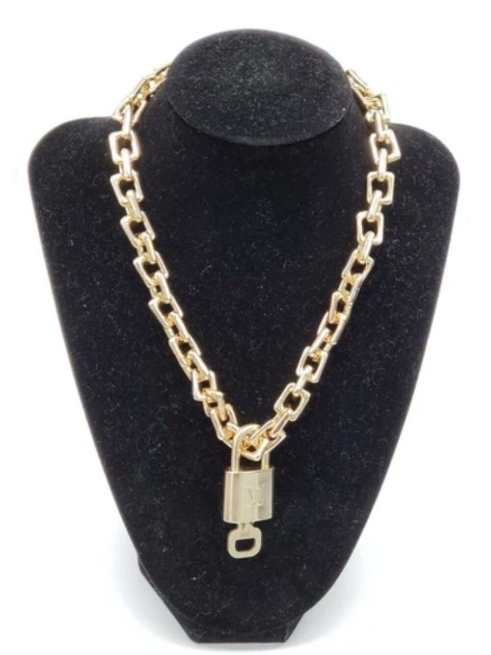 Gold-Plated Necklace with Authentic Louis Vuitton Padlock - Picture 2 of 7